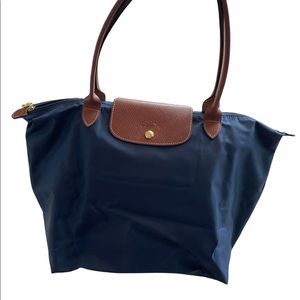 Large Navy Longchamp bag